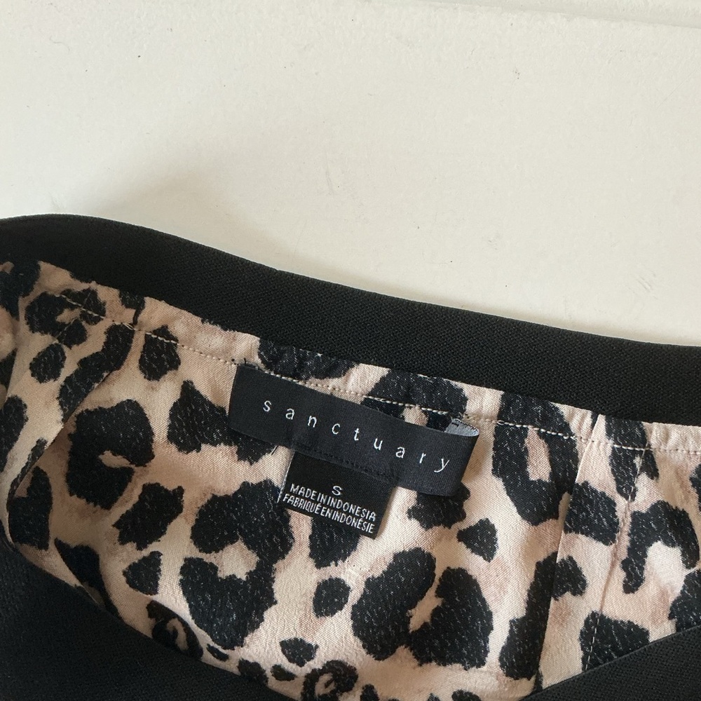 Sanctuary Leopard Print Maxi Skirt in Beige and Black - Picture 2 of 2